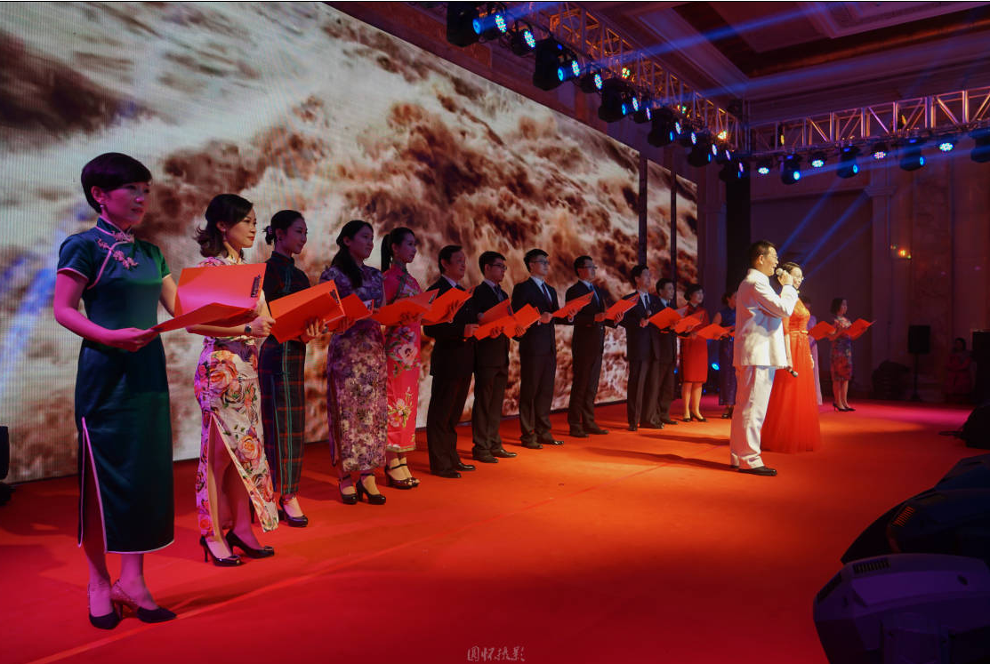 We won the first prize Nanjing RedHouse Gifts